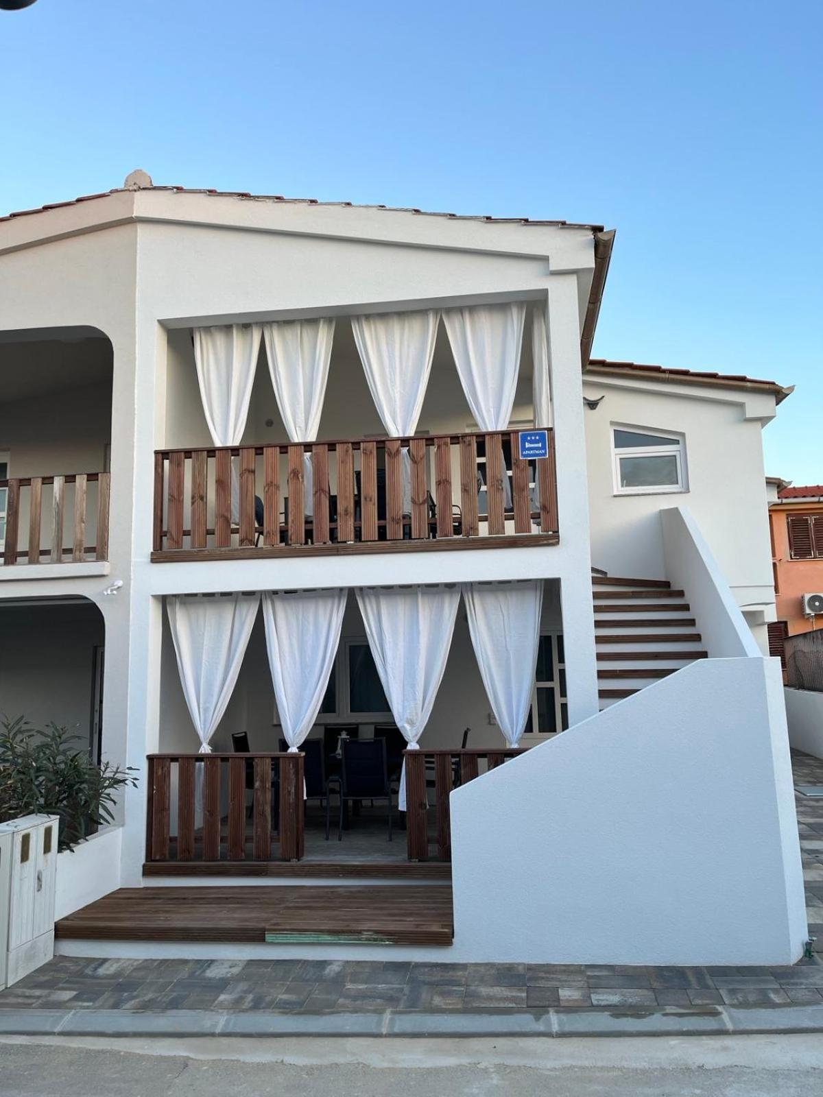 Sinisa Apartman Vir Εξωτερικό φωτογραφία